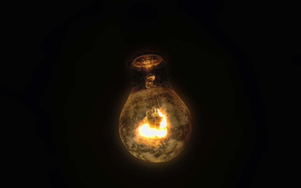 Старая лампочка