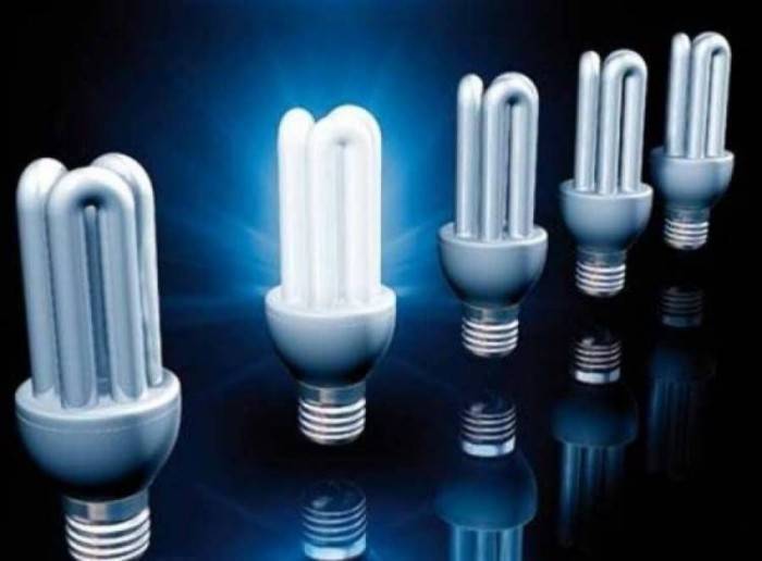 Опасность энергосберегающих лампочек. Что делать если разбилась лампочка?