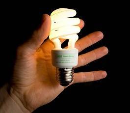 Почему моргают энергосберегающие лампы при выключенном свете